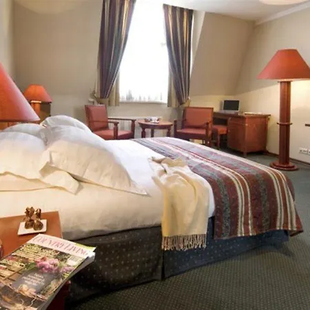 Hotel Zoom Hotel