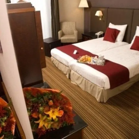 Nh カルフール ドゥ ルーロップ