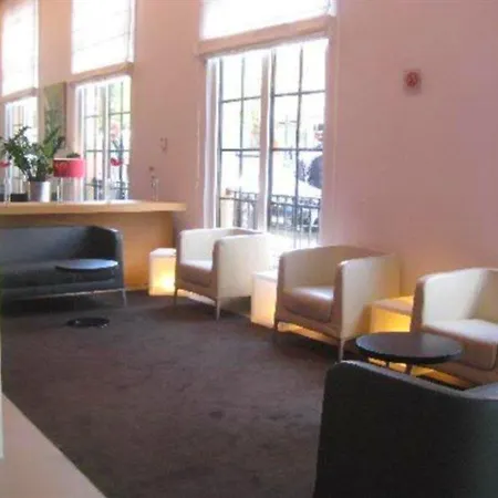 Hotell Novotel Off Grand Place Bryssel