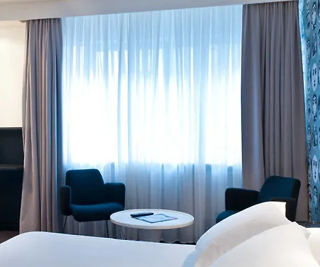 Hotell Queen Anne 3*