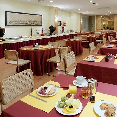 Отель Hotel Brussels 4*