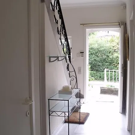 Les Bouleaux Bed & Breakfast *