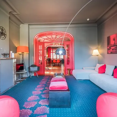 Hotel Monty Small Design