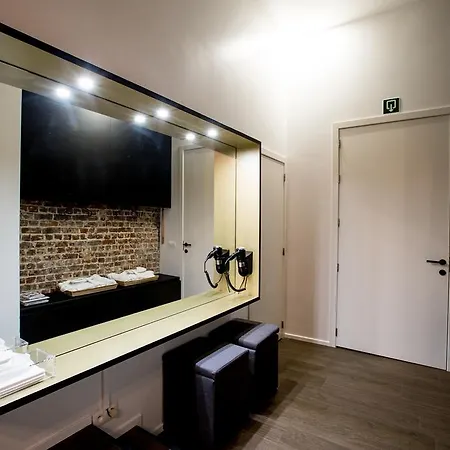 Avec Jacuzzi Sauna Privatif Brüsszel