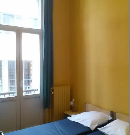 Hostel Gogh Youth Centre Brussels