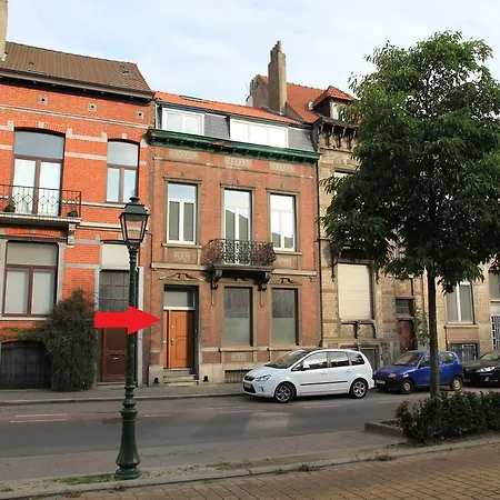 Pont De Luttre Bed & Breakfast *