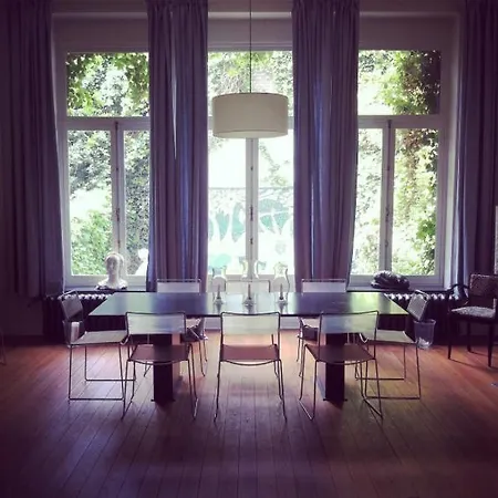 Maison Flagey Hotel *