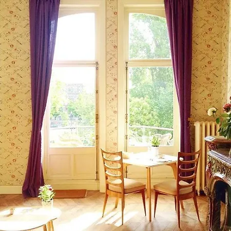 Maison Flagey Hotel *