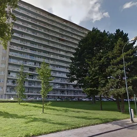 Atomium Apartment
