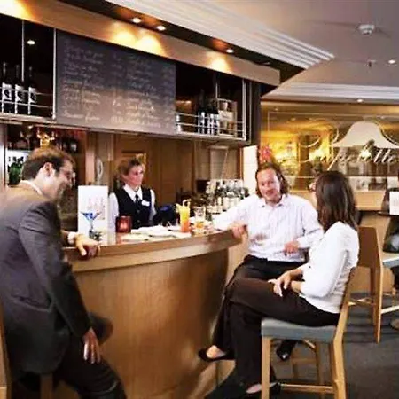 Pentahotel Centre Hotell