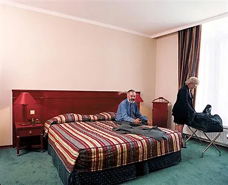Hotel Zoom