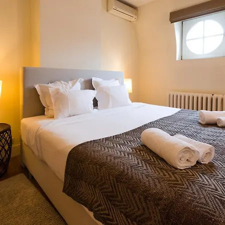 3 Bedroom Penthouse Apartment *