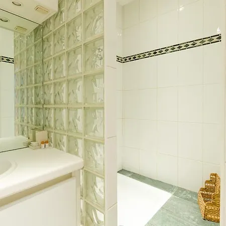 3 Bedroom Penthouse Apartment