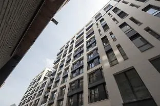 Easyhotel Centre מלון 3*