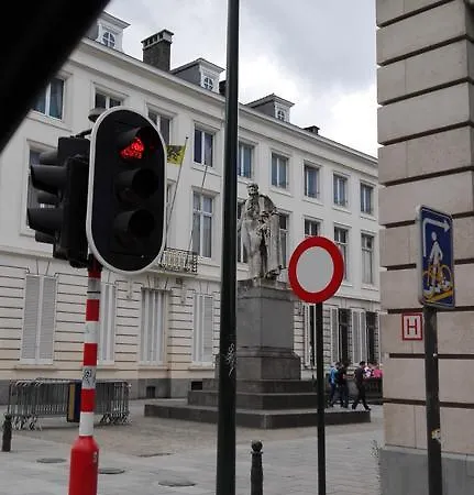 Place Saint Josse *
