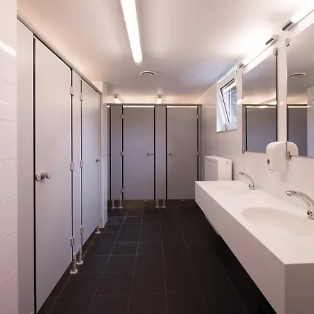Des 3 Fontaines Hostel