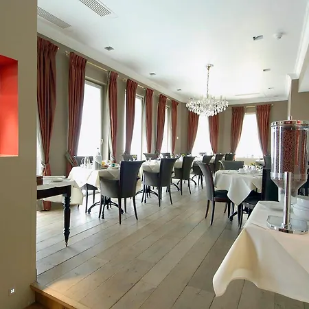 9hotel Sablon Hotell 4*