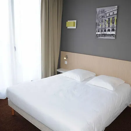 מלון דירות Adagio Access Europe 4*