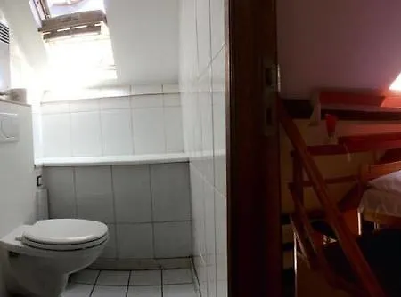 Appart-hôtel Maison De La Lune - Petite D'etterbeek 3*