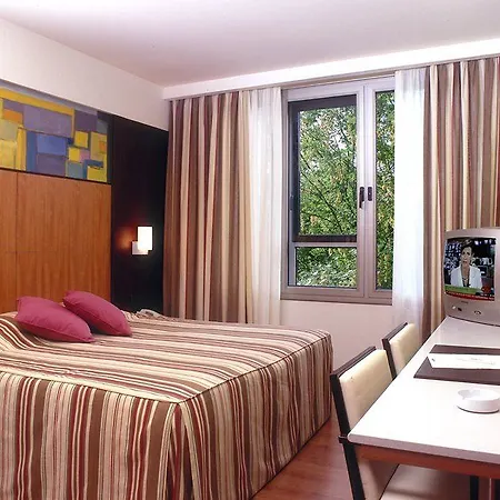 Catalonia Hotell