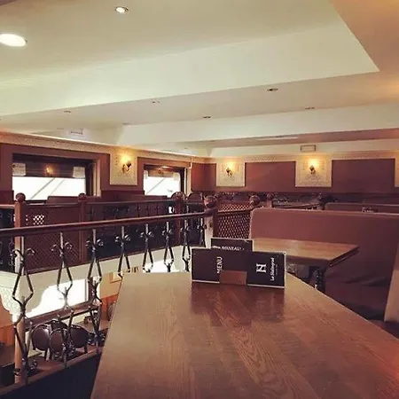 Stalingrad Hotell *