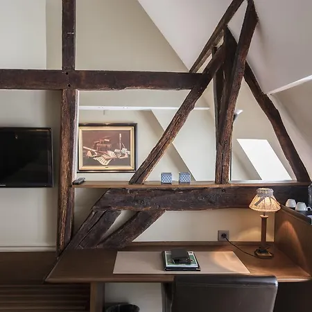 Le Dixseptieme Hotel