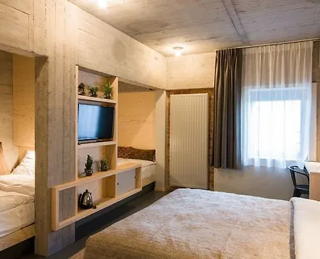 Hotel Jam 3*