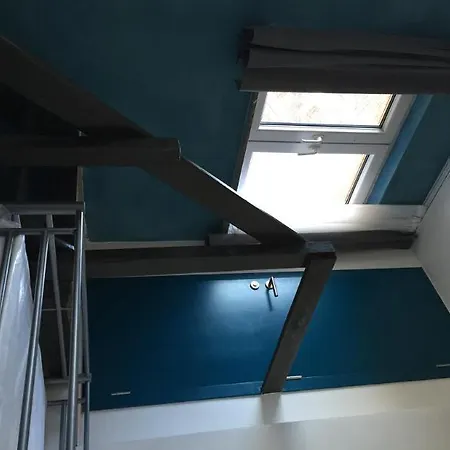 Ξενοδοχείο Midi Station 2*