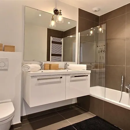 Grand Place Luxury