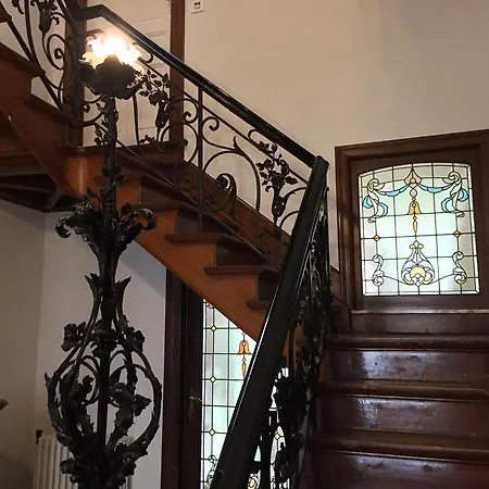 Moliere Bed & Breakfast