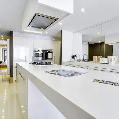 Apartment Sweet - Couronne