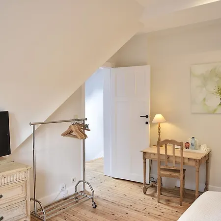 Bed & Breakfast Salve *