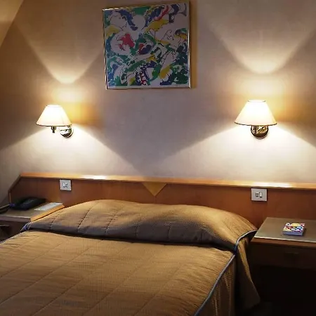 Hilton Garden Centre Hotel 4*