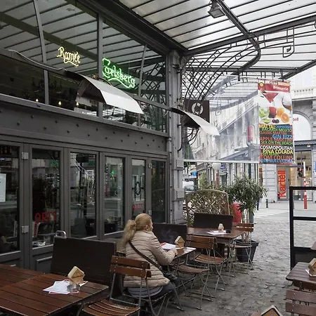 Hotel Easyhotel Centre 3*