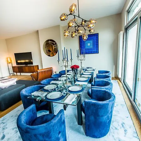 3 Bedrooms Penthouse/ Terrace Louise *