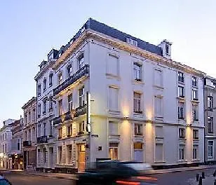 Hotel Zoom 4*