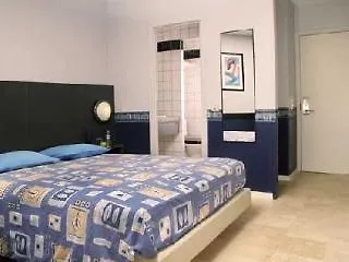 Hotel Lambeau