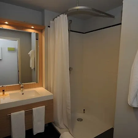 Adagio Access Europe 4*