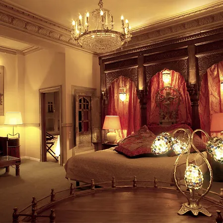 Made In Catherine ホテル