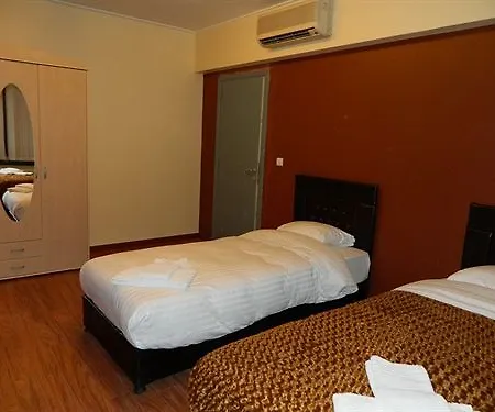 Sunrise Aparthotel 3*