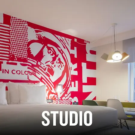 Radisson Red Brussels 4*