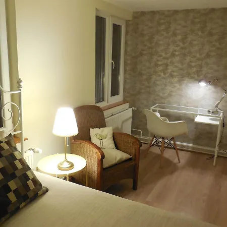 The Szálloda 2*