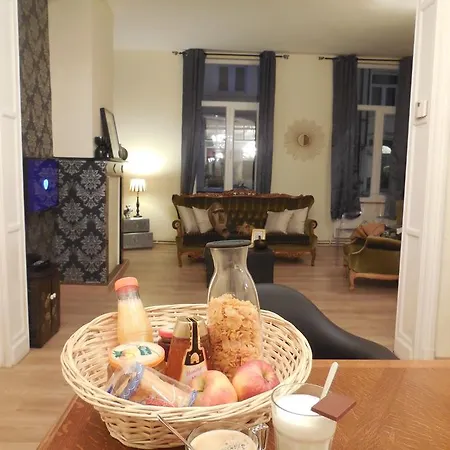 Hotel The 2*