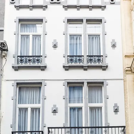 Apartment Secret Royal