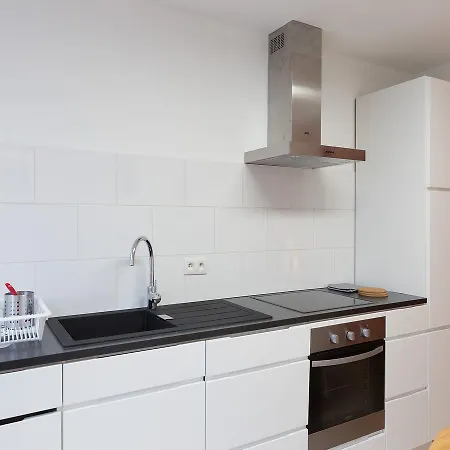 Lantsheere Halldis Apartment *