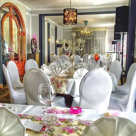Le Manoir * Brussels