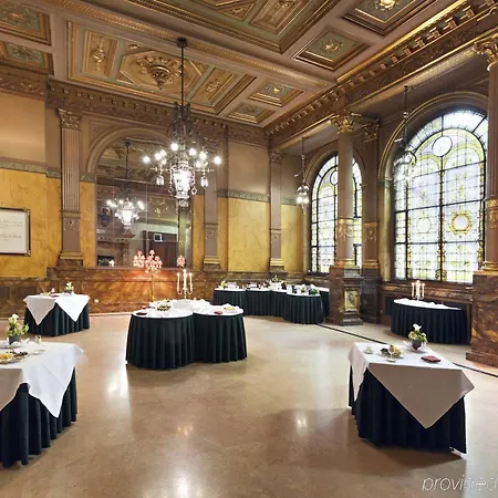 Hotel Metropole