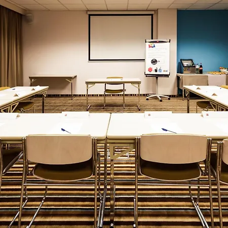 Ibis Centre מלון