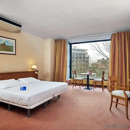 Hotel Brussels Отель Брюссель