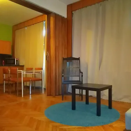 Ams Flats Apartamento *